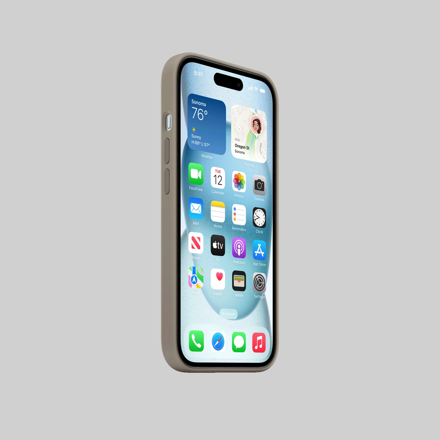 iPhone 15 Silicone Case with MagSafe